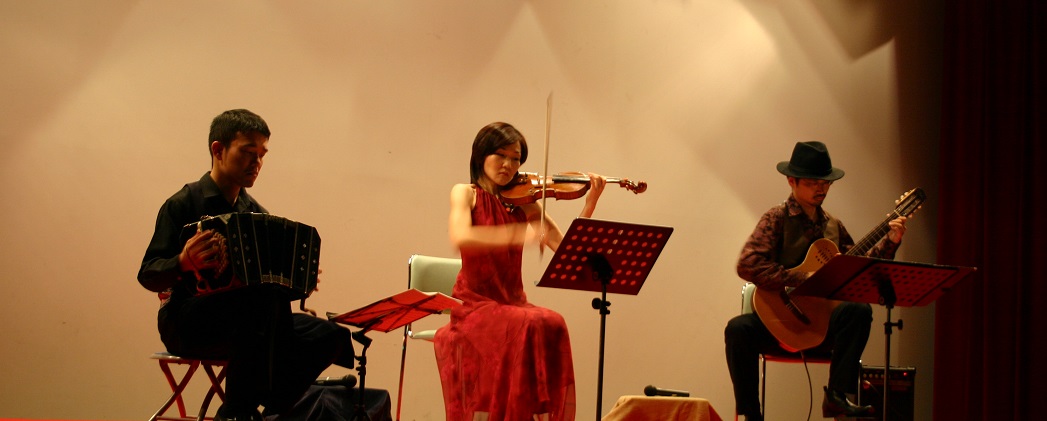 摜2