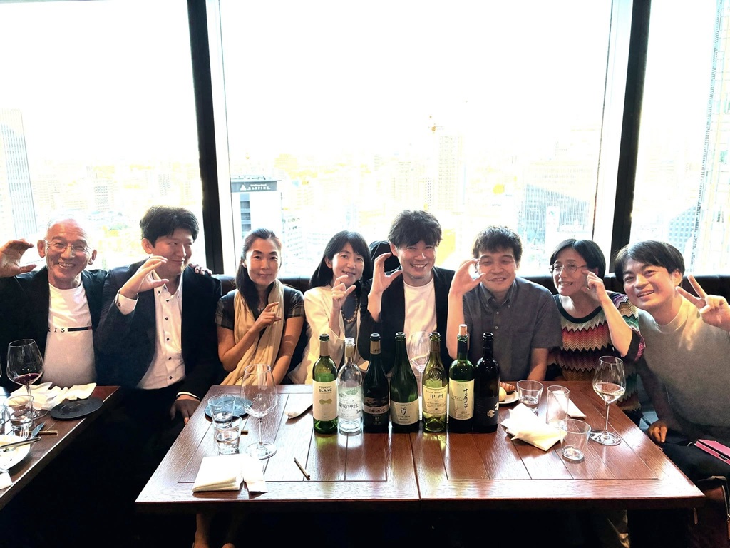 Vg[